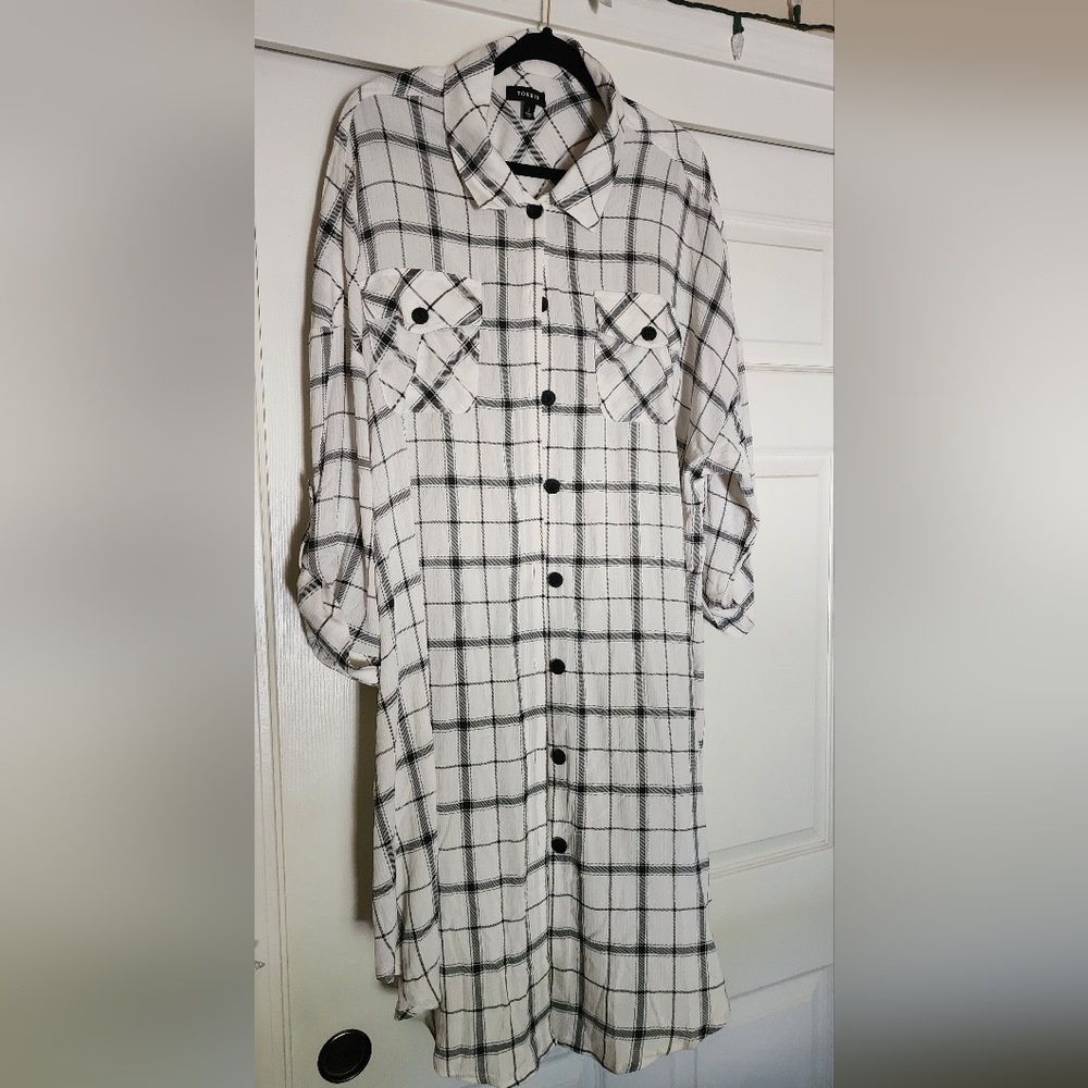 Torrid Black and White Plaid Button-Down Gauze Shacket